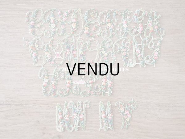 画像3: 1900年代 アンティーク ダイカットクロモ　薔薇&菫＆鈴蘭＆勿忘草のアルファベットのセット　24ピースのセット (3)