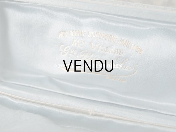 画像9: 1900年代 アンティーク  シルクサテンのジュエリーボックス  パウダーブルー (9)