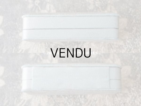 画像5: 1900年代 アンティーク  シルクサテンのジュエリーボックス  パウダーブルー (5)