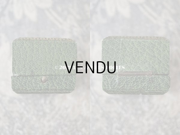 画像3: 1900年代 アンティーク  リングボックス　金彩入り グリーン ジュエリーボックス (3)