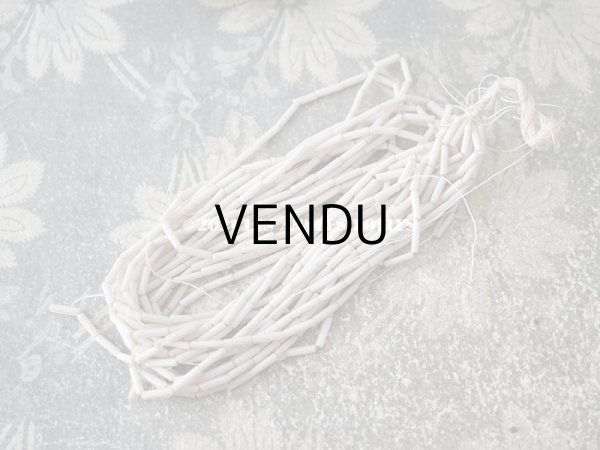 画像5: アンティーク ガラスビーズ  オーロラ加工 ホワイト・マット 2×8~9mm   (5)