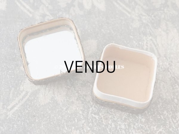 画像6: アンティーク　シルク製 ロココトリム付 淡いピンクの小さなパウダーボックス ミラー付き (6)