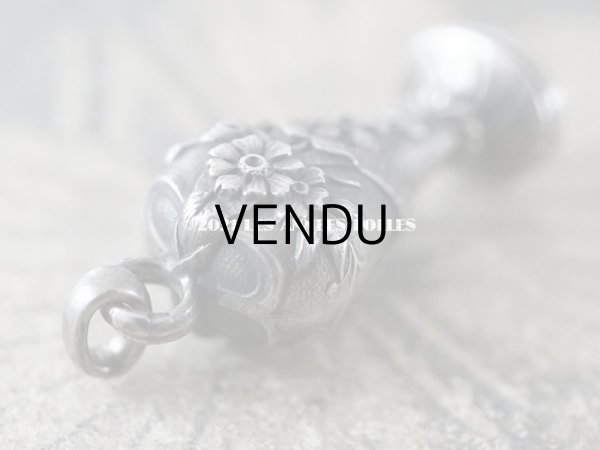 画像6: アンティーク シルバー製 とても小さなシーリングスタンプ　花模様 イニシャル入り　1.2×2.5cm (6)