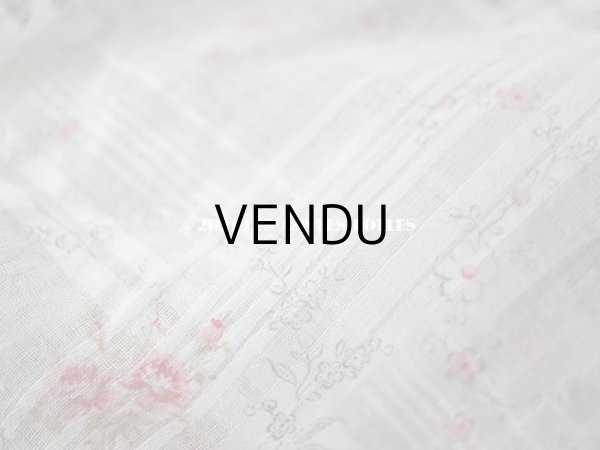 画像17: 1900年代 アンティーク 小さな薔薇模様　コットンオーガンジーのペチコート ドールドレス用生地 (17)