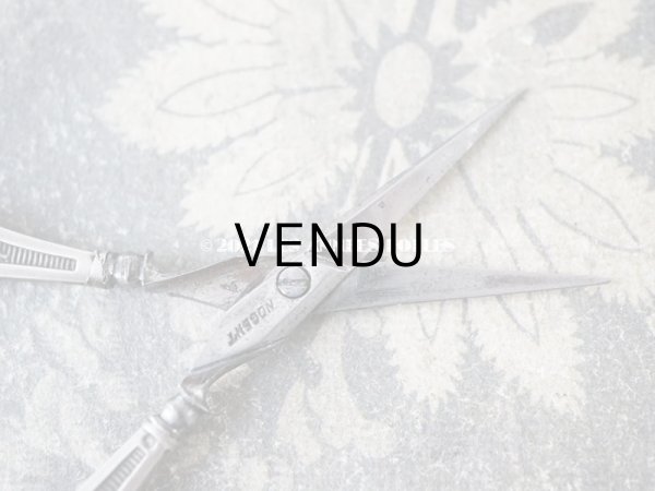 画像12: アンティーク シルバー製 薔薇の裁縫道具セット  (12)