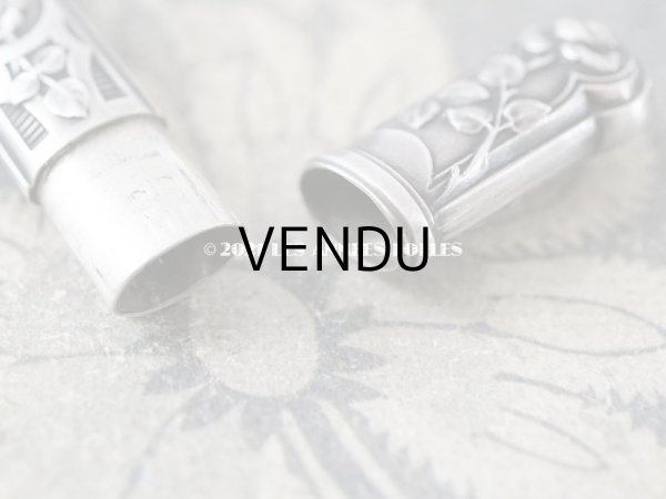 画像4: アンティーク シルバー製 薔薇の裁縫道具セット  (4)