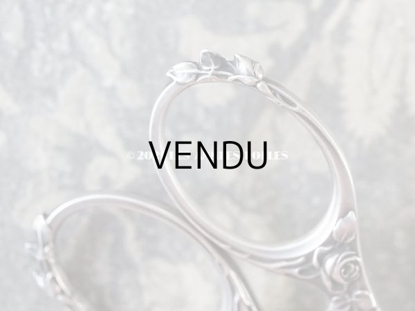 画像18: アンティーク シルバー製 薔薇の裁縫道具セット  (18)