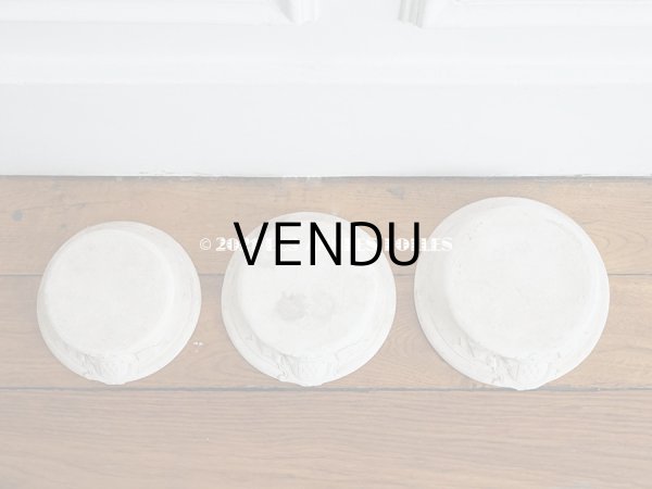 画像9: アンティーク マリア像の大きな台座　石膏製 (M）　1854年12月8日　ROME 17.5×6cm (9)