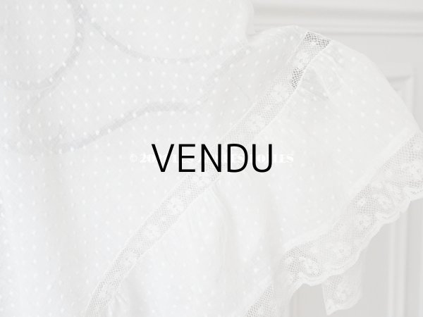 画像3: アンティーク  テーブルクロス ドットの刺繍入り コットン生地 91×92cm (3)