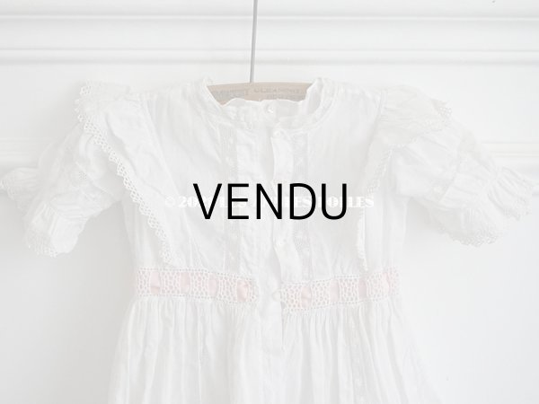 画像15: アンティーク 洗礼式のベビードレス 手刺繍＆手縫い ピンクのリボン付き  (15)