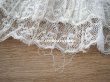 画像12: 【クリスマスセール2021対象外】1900年代 アンティーク 幅広 ドレスの裾  1.77m 2段プリーツ入り＆手編みのヴァランシエンヌレース 21cm幅  (12)