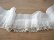 画像6: 【クリスマスセール2021対象外】1900年代 アンティーク 幅広 ドレスの裾  1.77m 2段プリーツ入り＆手編みのヴァランシエンヌレース 21cm幅  (6)