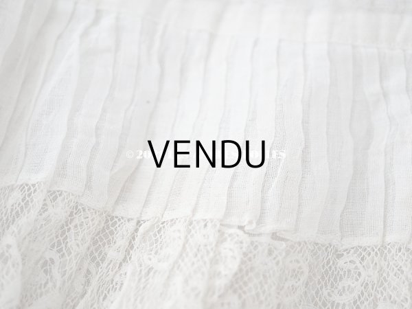 画像10: 【クリスマスセール2021対象外】1900年代 アンティーク 幅広 ドレスの裾  1.77m 2段プリーツ入り＆手編みのヴァランシエンヌレース 21cm幅  (10)