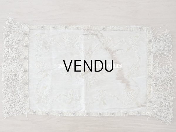 画像3: 【クリスマスセール2021対象外】アンティーク リボン刺繍のパネル 薔薇の花かご　＆　鈴蘭 (3)