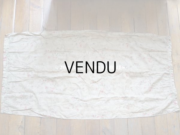 画像2: 【クリスマスセール2021対象外】19世紀末 アンティーク 薔薇模様のファブリック　74×135cm (2)
