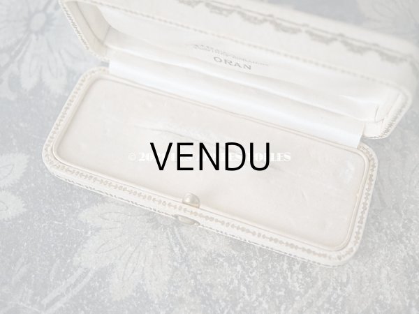 画像6: アンティーク 薔薇のガーランドの金彩入り オフホワイトのジュエリーボックス  (6)