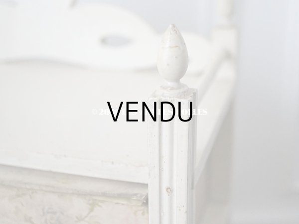 画像6: 【セール対象外】1900年代 アンティーク  カルトナージュチェスト 淡いピンクのリボン＆ブルーの薔薇のガーランド (6)