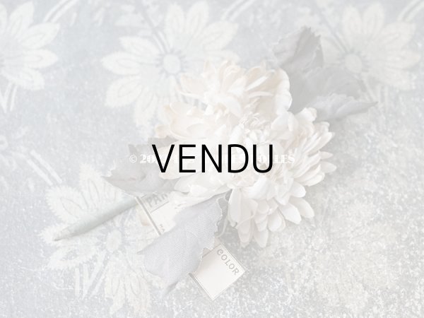 画像3:  アンティーク 布花 西洋菊 クリザンテーム　コサージュ オフホワイト (3)