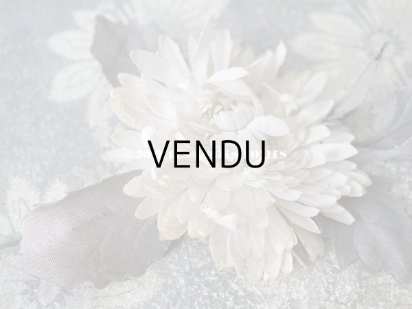 画像8:  アンティーク 布花 西洋菊 クリザンテーム　コサージュ オフホワイト (8)