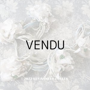 画像:  アンティーク シルクオーガンジーの布花のティアラ