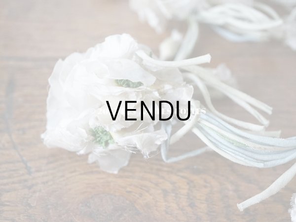 画像4:  アンティーク シルクオーガンジーの布花のティアラ (4)