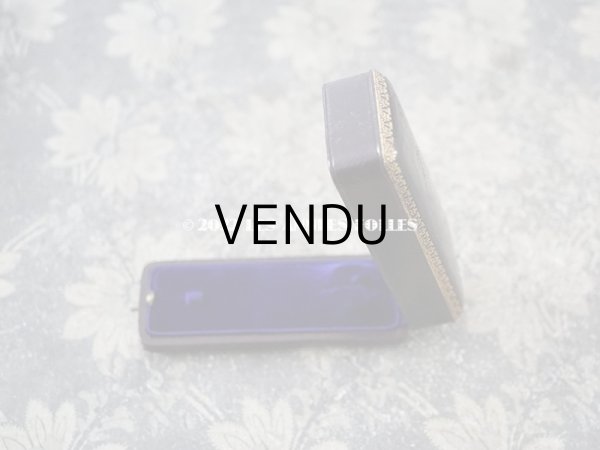 画像3: アンティーク　ピンブローチ用 本革製　ジュエリーボックス 金彩入り チョコレートブラウン (3)