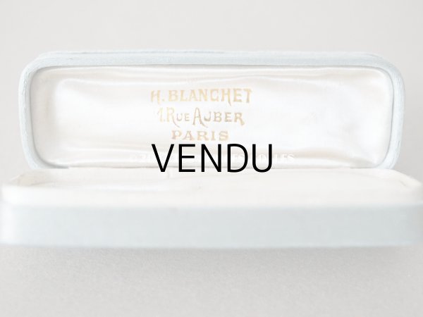 画像7: 1900年代 アンティーク  シルクサテンのジュエリーボックス  パウダーブルー (7)