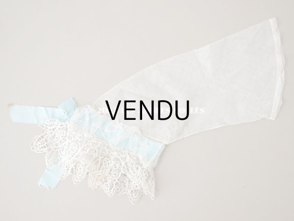 画像13: 1900年代 アンティーク ドレスの胸飾り＆付け袖　3点セット 淡いブルーのシルクリボン＆手編みのレース (13)