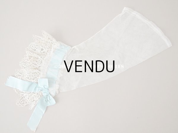 画像8: 1900年代 アンティーク ドレスの胸飾り＆付け袖　3点セット 淡いブルーのシルクリボン＆手編みのレース (8)