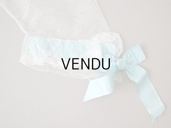 画像17: 1900年代 アンティーク ドレスの胸飾り＆付け袖　3点セット 淡いブルーのシルクリボン＆手編みのレース (17)