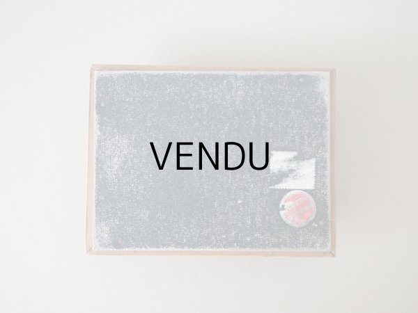 画像5: アンティーク とても小さな　ベルベットの台座 ピンク　13.4✗10.2✗4.2cm (5)