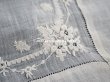 画像12: 19世紀 アンティーク  結婚式のハンカチ 王冠紋章＆モノグラム刺繍入り　手編みのヴァランシエンヌレース (12)