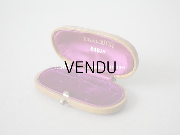 画像8: 19世紀末　アンティーク 本革製 ブローチ用 ジュエリーボックス　キャメル (8)