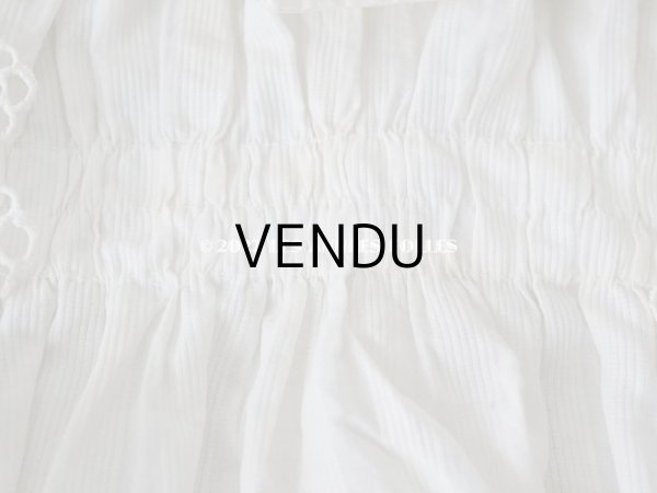 画像14: アンティーク ピンクのシルクリボンが結ばれた　赤ちゃんのおくるみ (14)