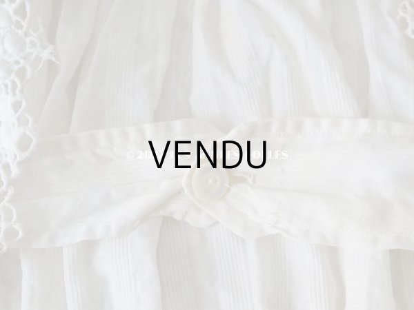 画像13: アンティーク ピンクのシルクリボンが結ばれた　赤ちゃんのおくるみ (13)