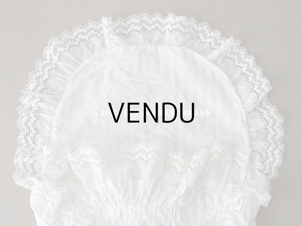 画像7: アンティーク ピンクのシルクリボンが結ばれた　赤ちゃんのおくるみ (7)