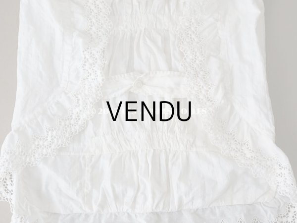 画像12: アンティーク ピンクのシルクリボンが結ばれた　赤ちゃんのおくるみ (12)