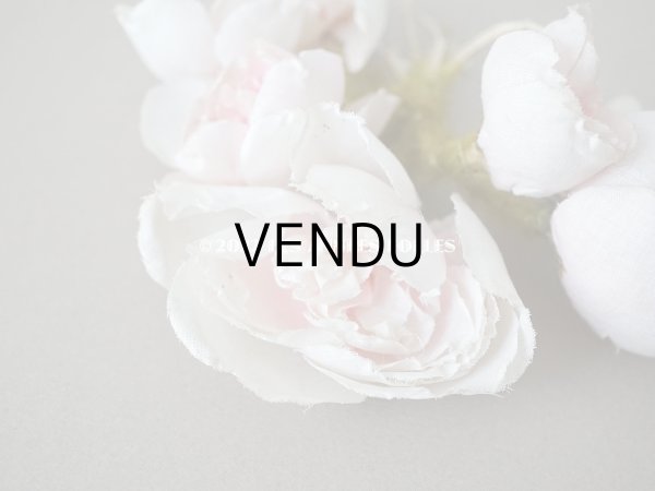 画像7:  アンティーク 薔薇の布花 クォーターロゼット咲き コサージュ (7)