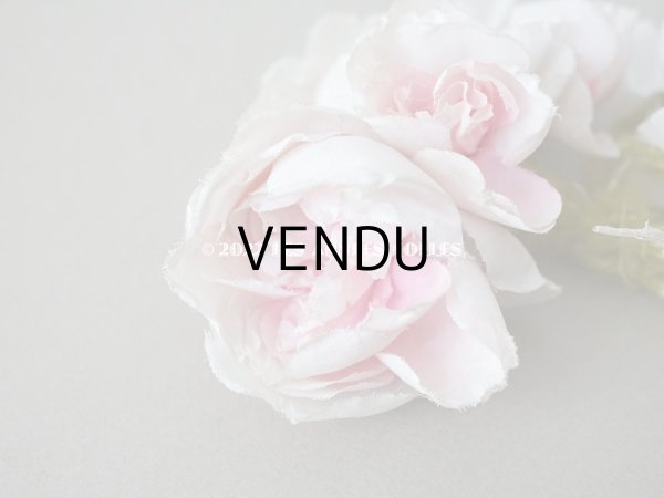 画像5:  アンティーク 薔薇の布花 クォーターロゼット咲き コサージュ (5)