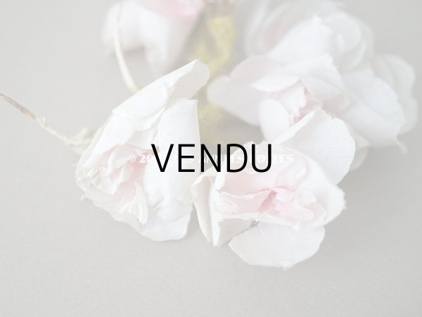画像9:  アンティーク 薔薇の布花 クォーターロゼット咲き コサージュ (9)