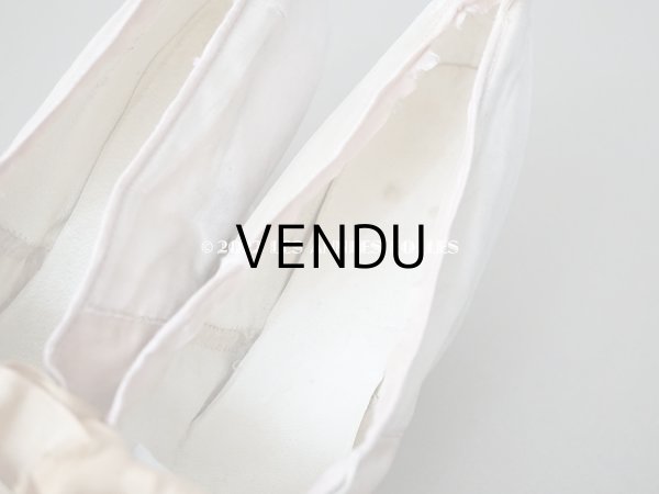 画像16: 1860~1870年代 ナポレオン3世時代 アンティーク 小さなシューズ パウダーピンクのシルクサテン (16)