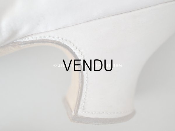 画像12: 1860~1870年代 ナポレオン3世時代 アンティーク 小さなシューズ パウダーピンクのシルクサテン (12)