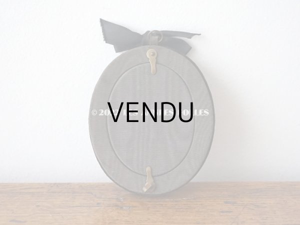 画像3: アンティーク リボンが結ばれた ベルベットのフォトフレーム   (3)