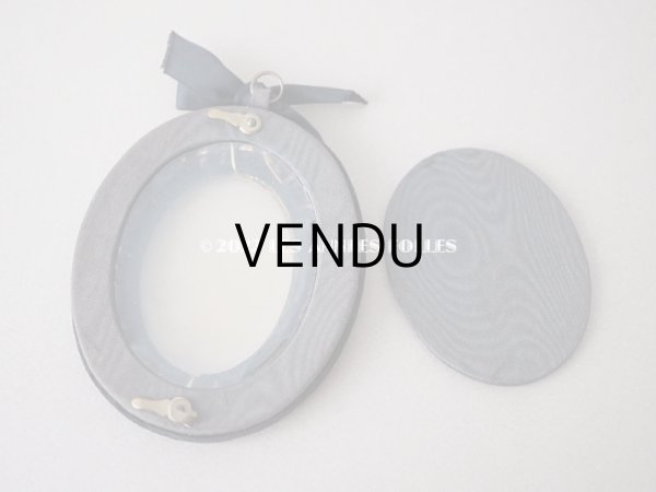 画像8: アンティーク リボンが結ばれた ベルベットのフォトフレーム   (8)