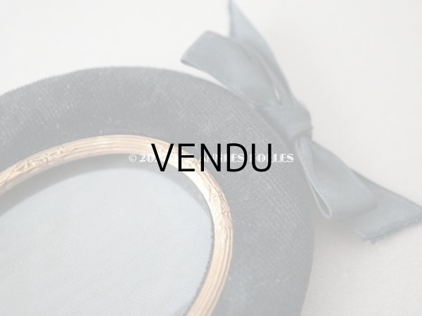 画像4: アンティーク リボンが結ばれた ベルベットのフォトフレーム   (4)