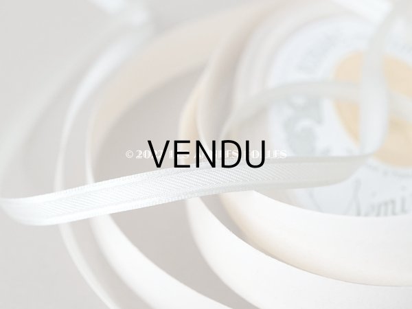 画像4: アンティーク 極細 シルク製リボン サテンの縁取り 淡いブルーグリーン 6.3m 幅5.5mm RUBAN POUR LINGERIE SEMIRAMIS (4)