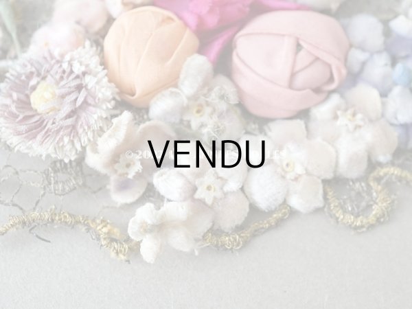 画像5:  1920年代 アンティーク ロココモチーフ&布花のアップリケ 薄紫 メタルレース (5)