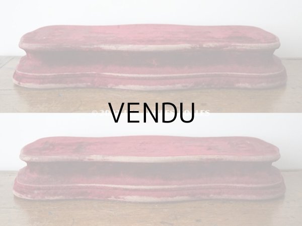 画像6: アンティーク ベルベットの大きな台座 ワインレッド　オリジナルラベル付 (6)