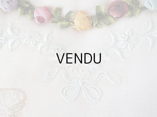 画像11: 1900年代　新品同様 アンティーク シルク製 ランジェリーケース ロココトリム＆ホワイトワーク＆レース パウダーピンク ランジェリー用ポシェット  (11)