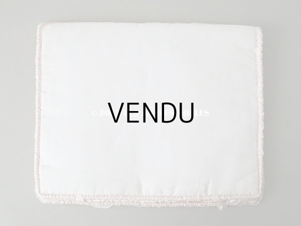 画像4: 1900年代　新品同様 アンティーク シルク製 ランジェリーケース ロココトリム＆ホワイトワーク＆レース パウダーピンク ランジェリー用ポシェット  (4)